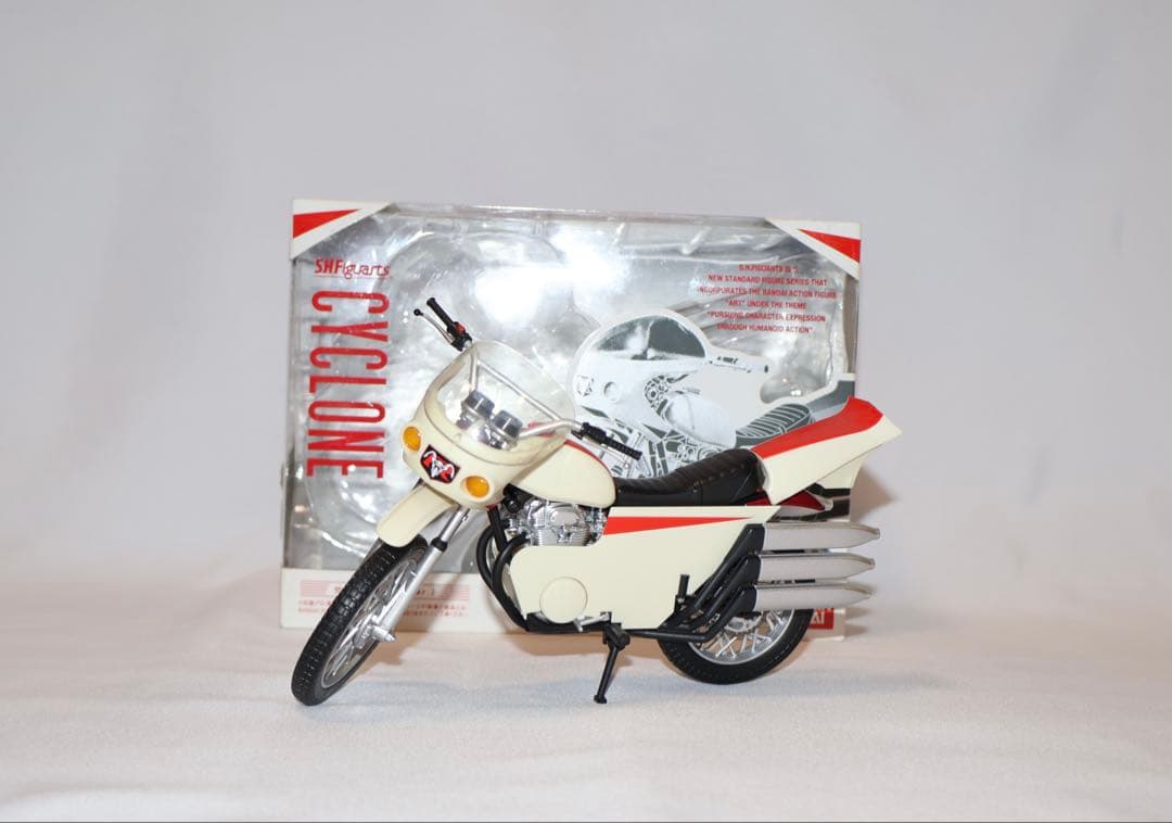 バンダイ S.H.Figuarts サイクロン号 （改造Ver）