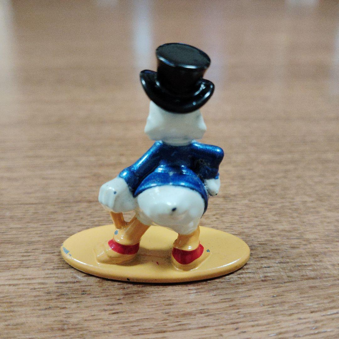 スクルージ・マクダック フィギュア 約7cm - メルカリ