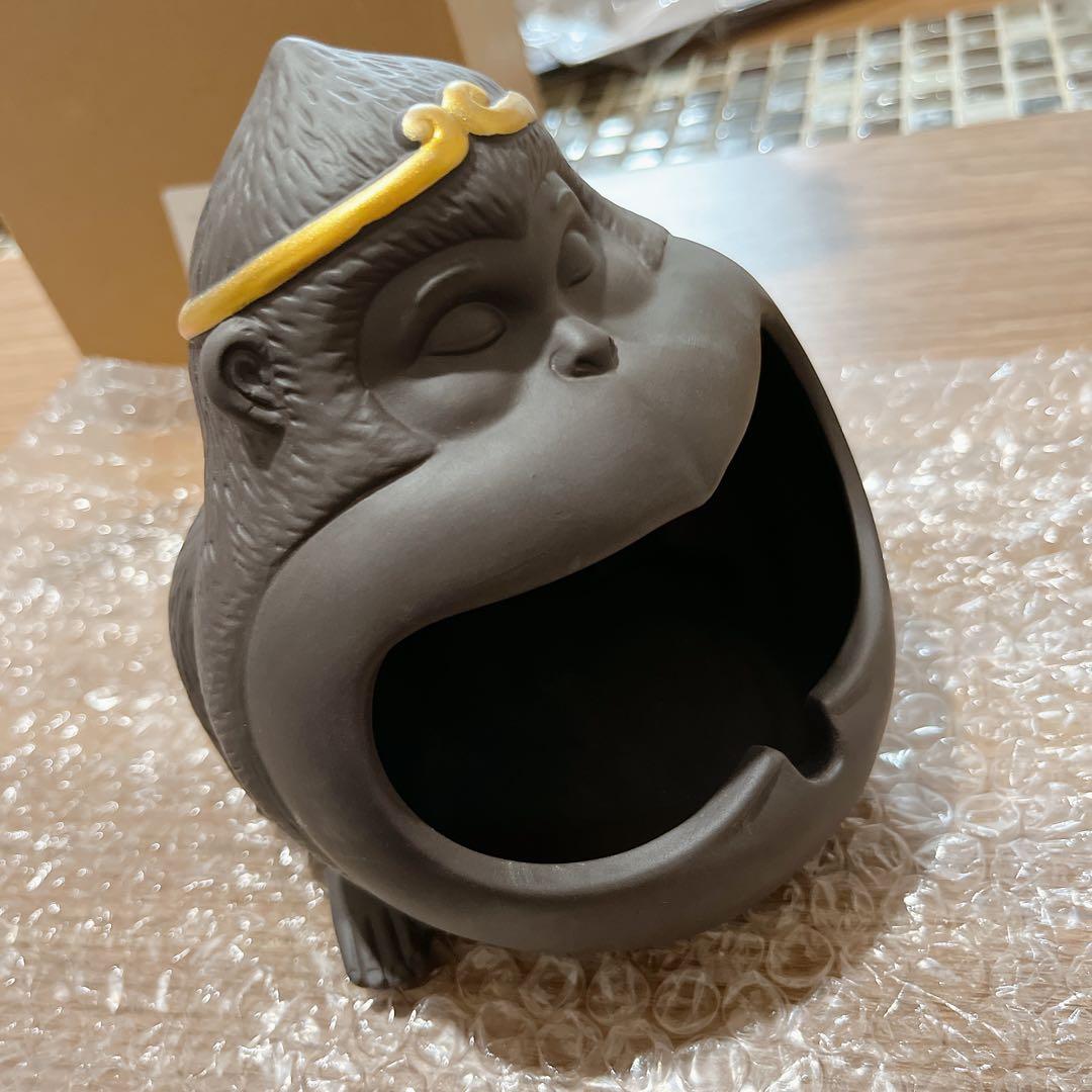 ✨️1点限り✨️大特価‼️個性派 灰皿 陶磁器