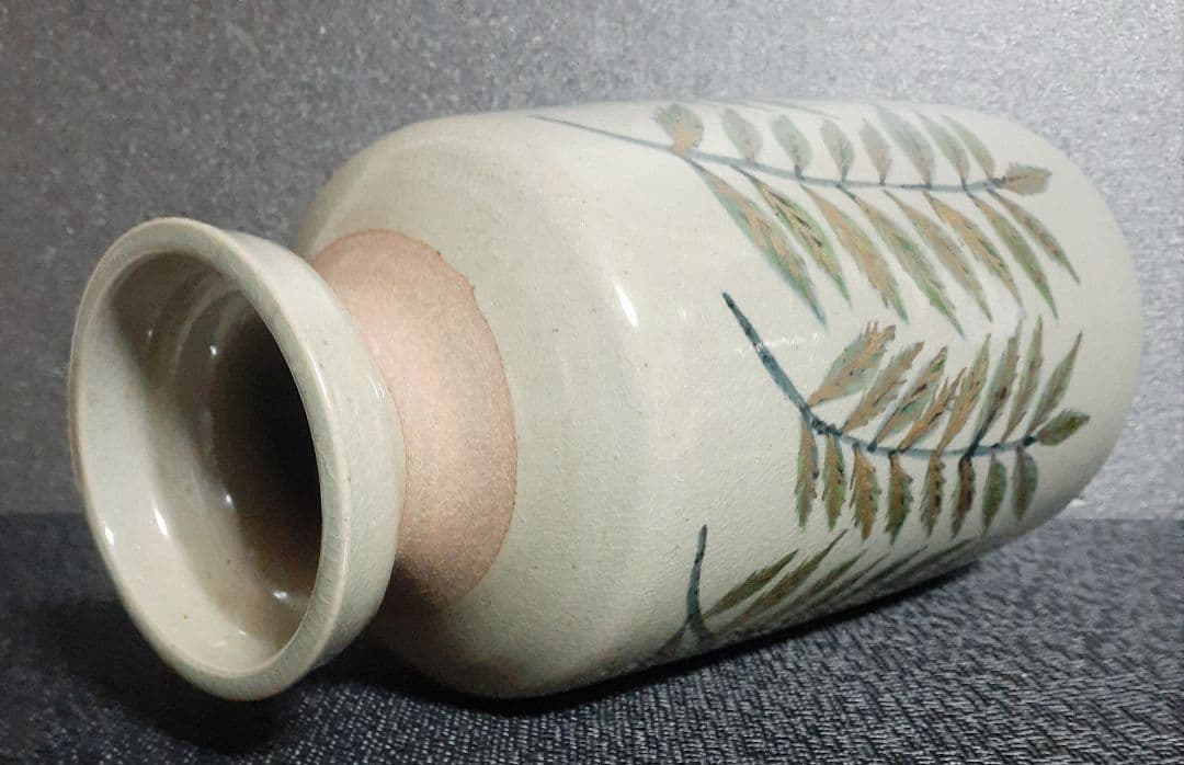 京焼　清水焼　名工【河合紀】造　金彩葉文　壺　瓶　花瓶　花入れ　共箱