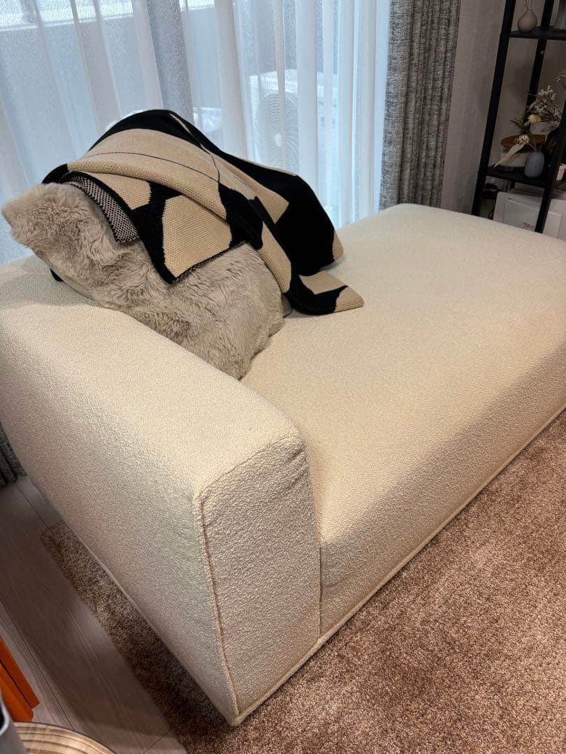 Francfranc ネーメカウチ2R ホワイト　ソファ　ブークレ　ボア素材