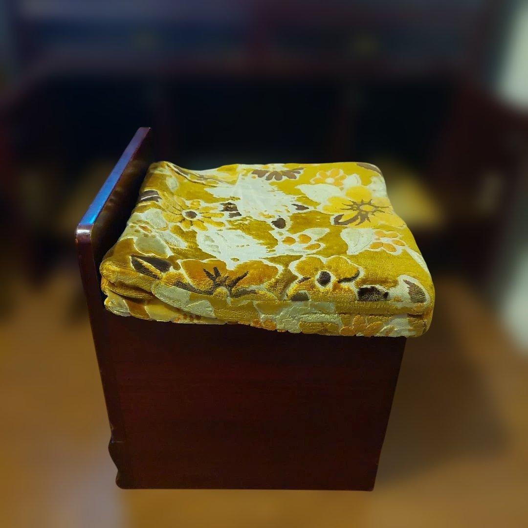 【福岡市南区お引き取り限定】鎌倉彫　三面鏡