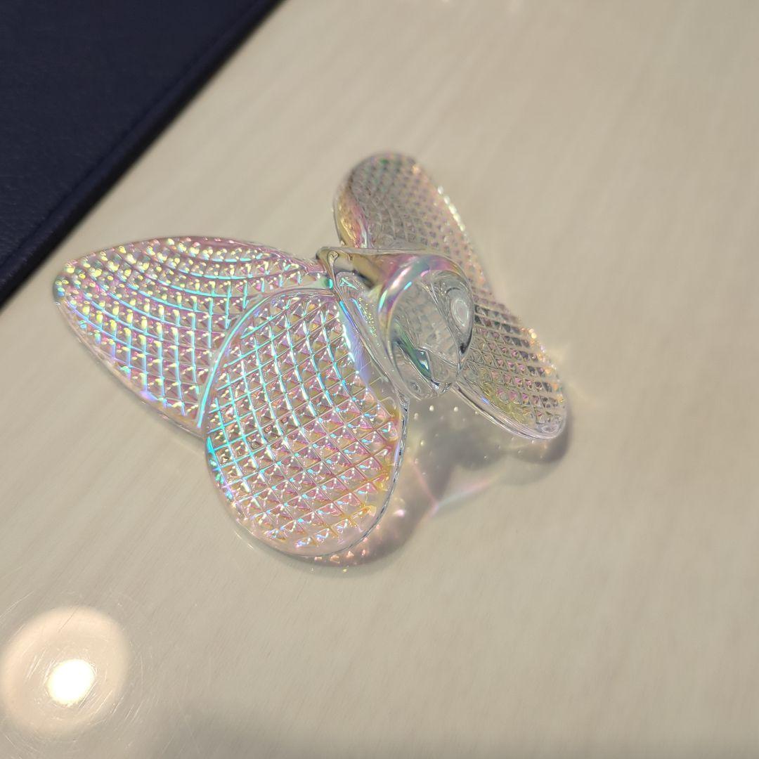 バカラ ラッキーバタフライ パピヨン 置き物 クリスタル　置き物　レインボー