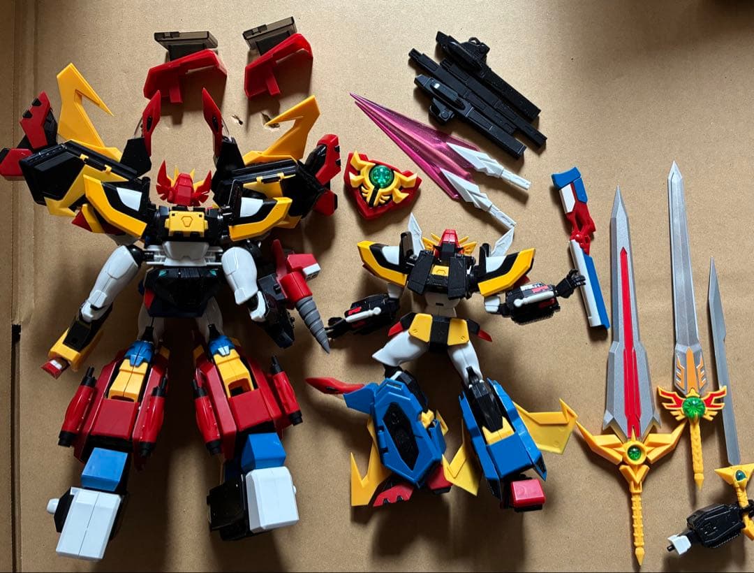 MODEROID ゴッドグラヴィオン、ゴッドΣグラヴィオン、ソルΣグラヴィオン