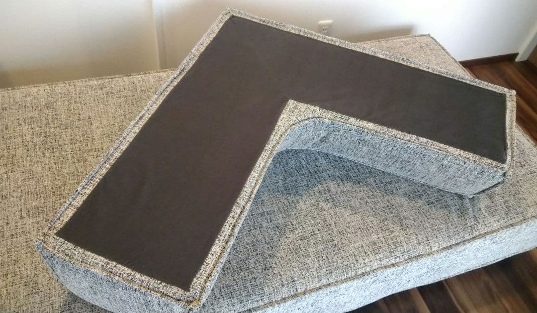 estic エスティック　SPIGA スピガ　カウチソファ　バレンタイン