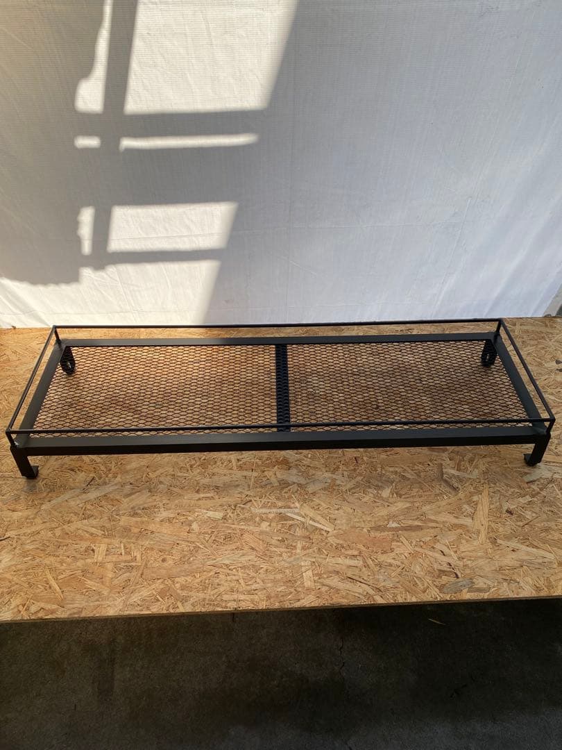 アイアンシェルフ　植物棚　アガベ　多肉植物　アイアンラック