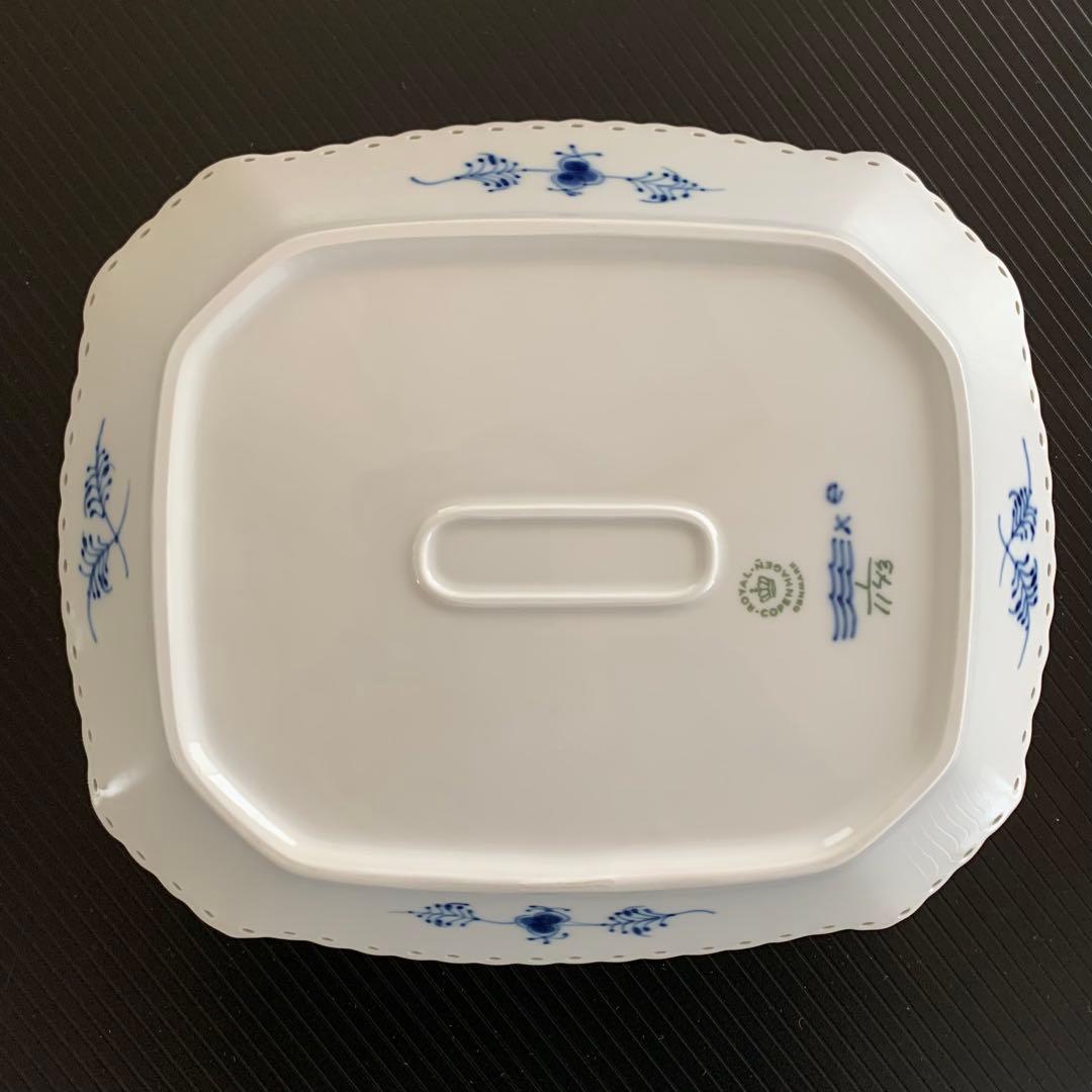 B&G 青い花模様の皿