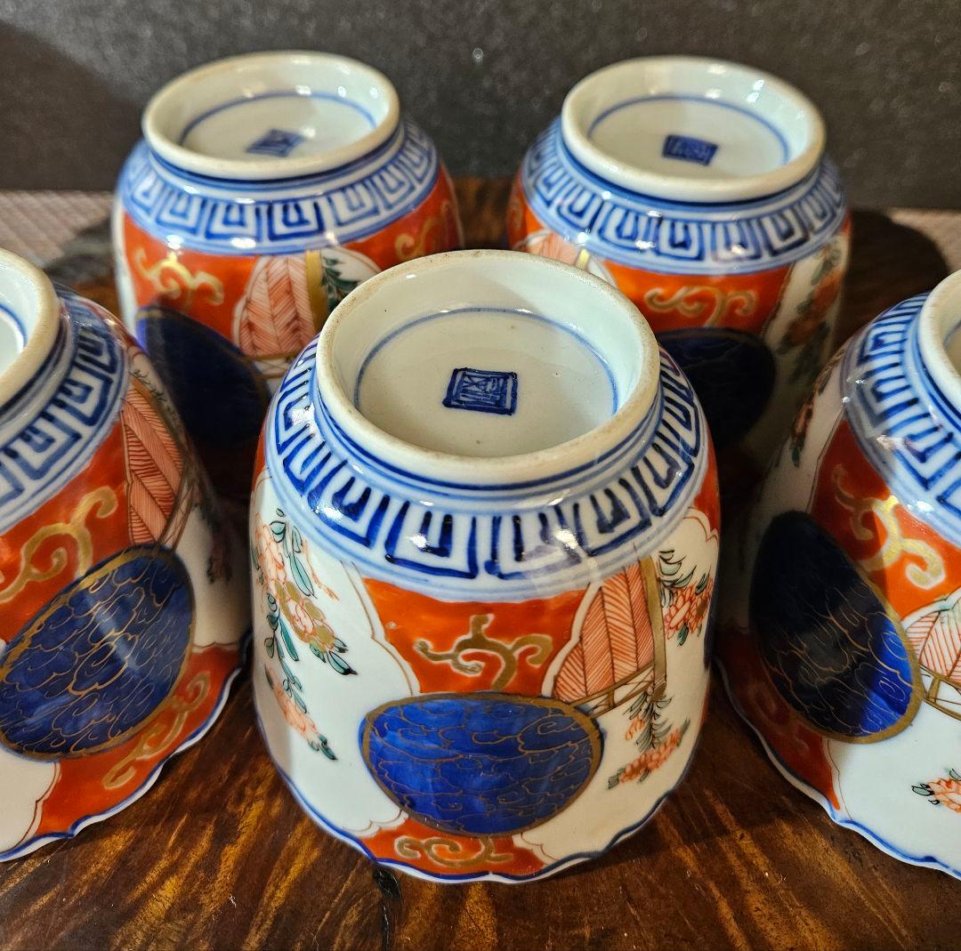 明治時代　古伊万里　錦手　金彩色絵　瑠璃金彩丸文様　花の図　そば猪口　湯呑5客