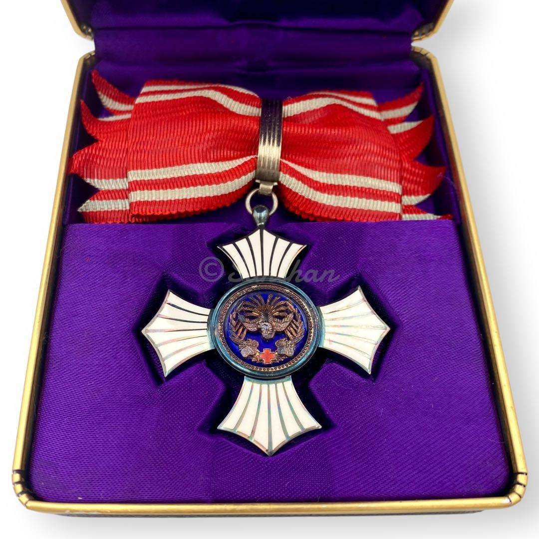 【希少品】 日本赤十字社 銀色功労賞 未開封ピンバッジ付き 勲章 明治二十一年