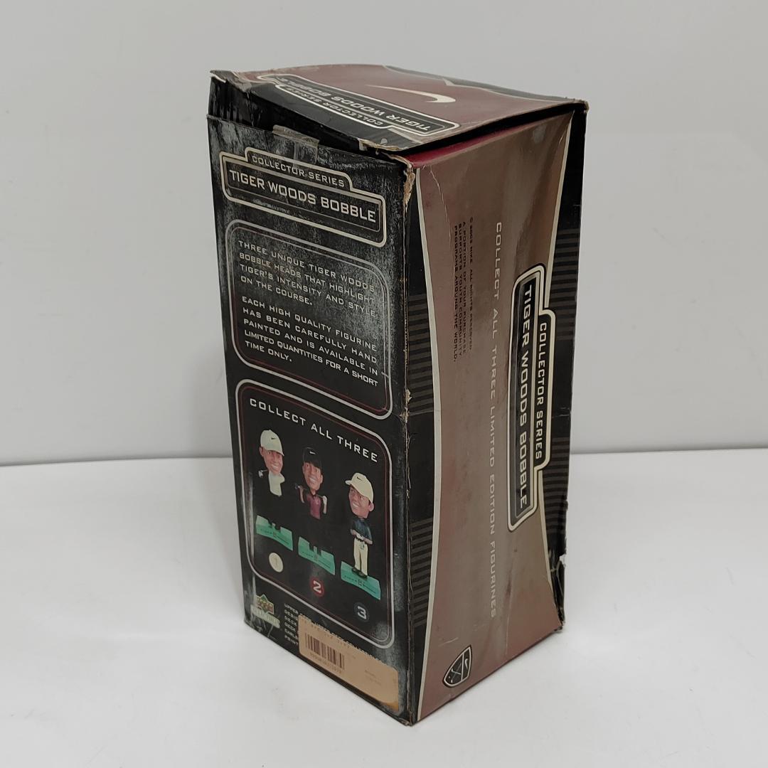 ナイキ タイガーウッズ フィギュア ボブルヘッド レア 希少 m1190