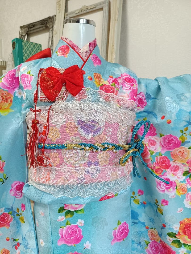 ブランドMoeブルーに薔薇の花の着物にピンクの袋帯セット