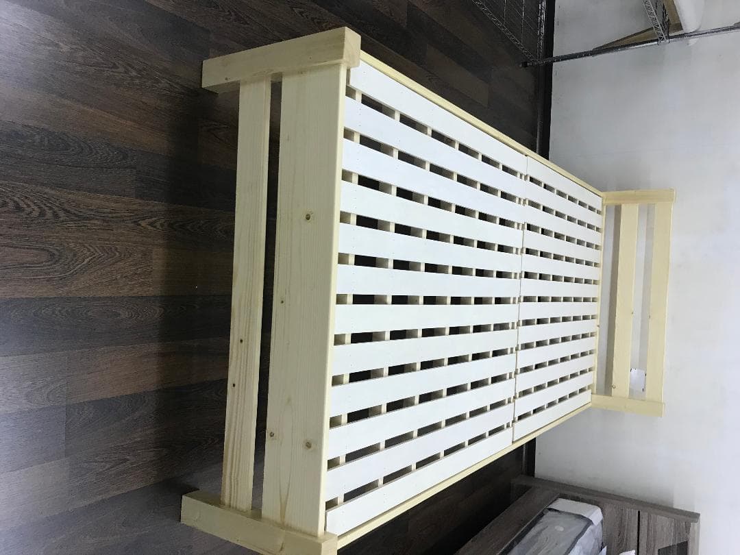 コイルマットレスとベッドフレームのセット