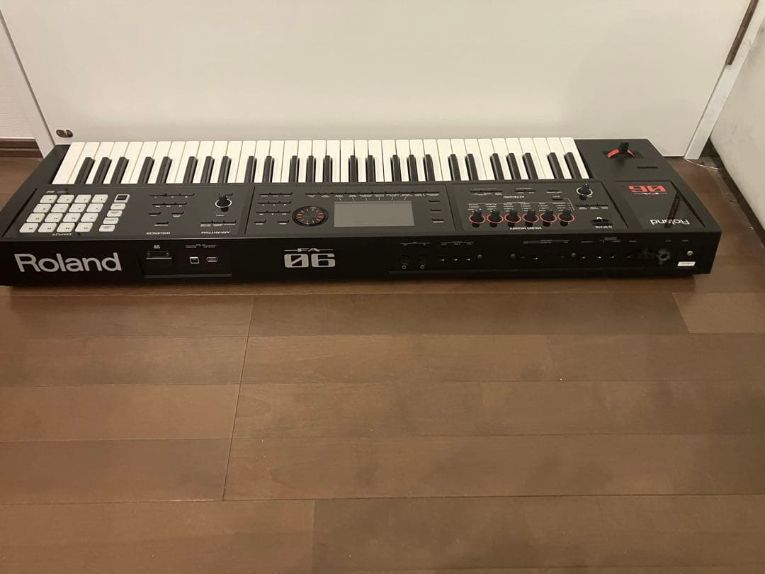Roland FA-06 61鍵 シンセサイザー 動作良好 ダンパーペダル付 - メルカリ