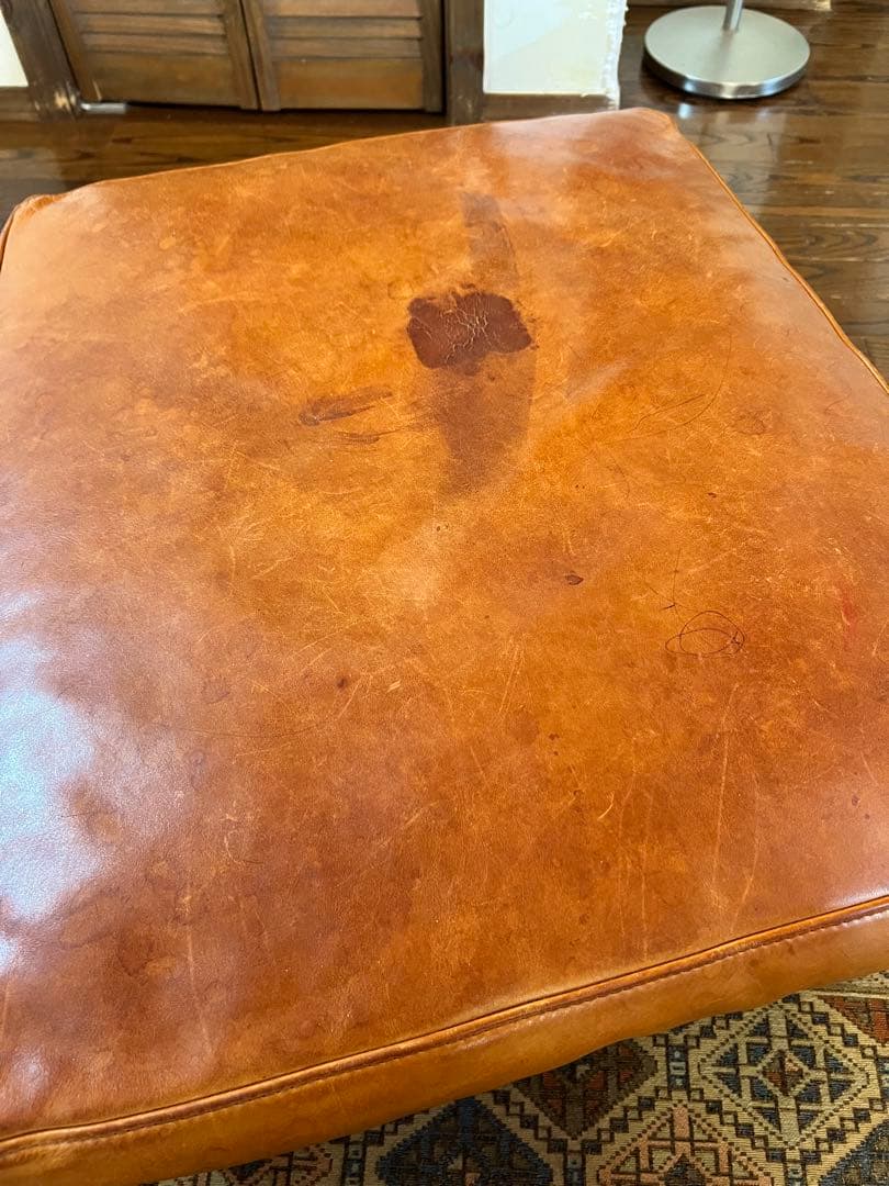 ACME FURNITURE アクメファニチャー　オットマン　レザー