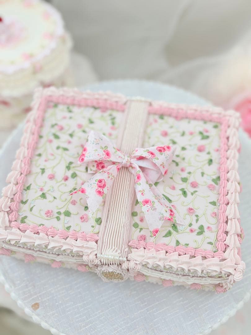 花柄ピンク　ボックス型　クレイケーキ　ウェディング