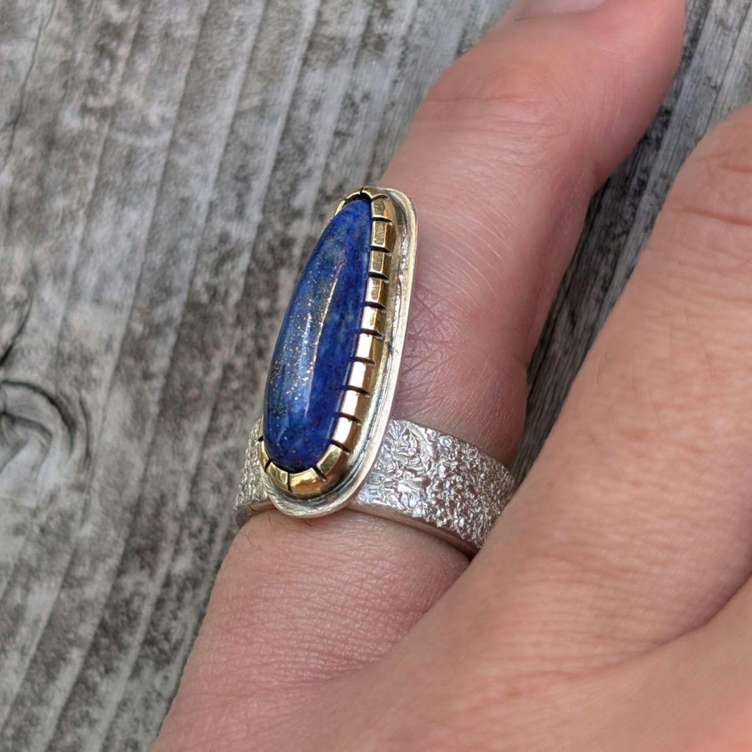 ハンドメイドのラピスラズリリング　インディアンジュエリー風　オールハンドメイド！