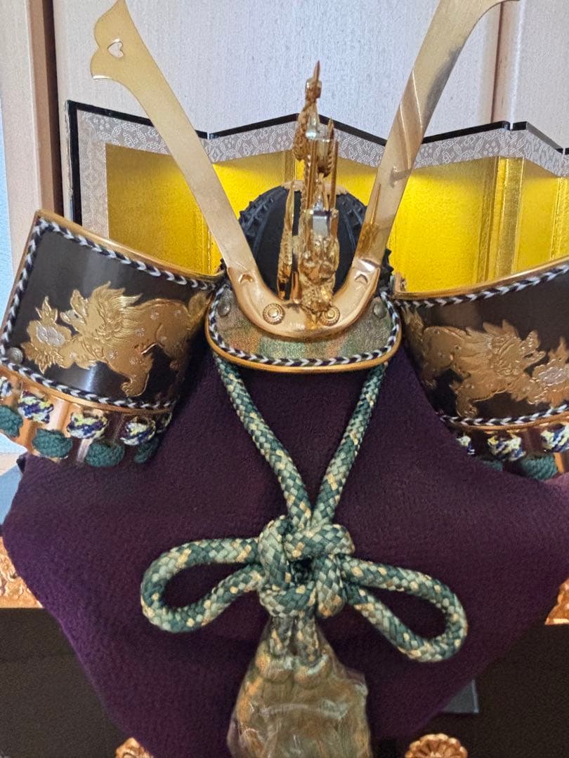 五月人形 小型 武士の兜と鎧