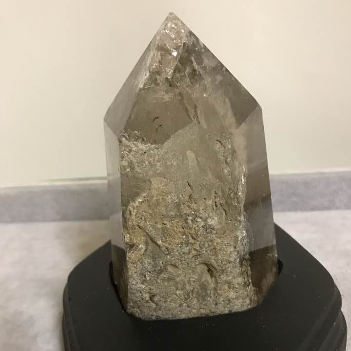 ★ラストバーゲンご奉仕品★レインボー♢【虹入りライトニング水晶六角柱】♡