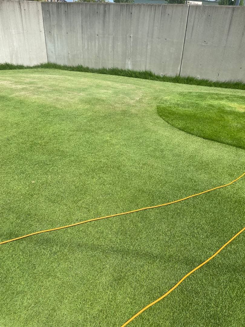 BARONESS 芝刈り機 赤