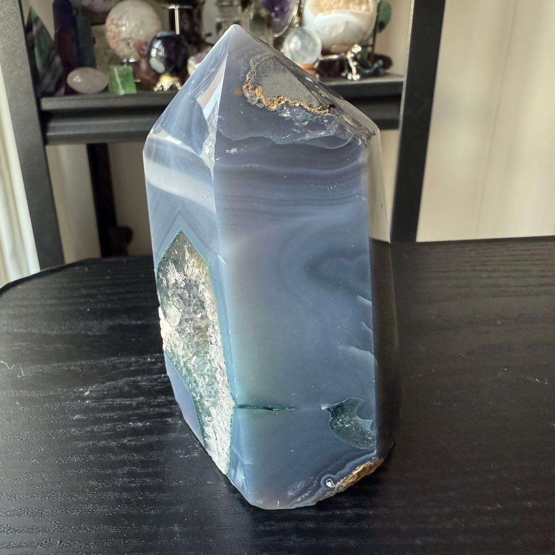 天然石ジオード付き　瑪瑙のポイント　置物NO.011216