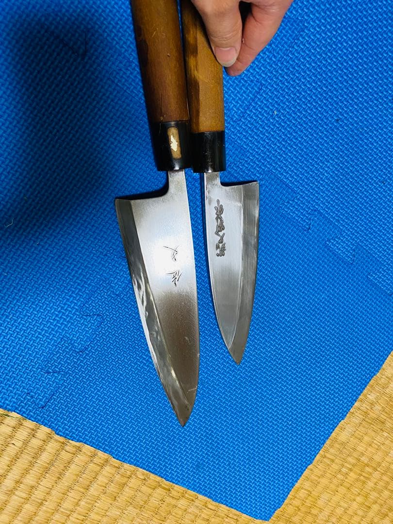 出刃包丁 2種類。佐文作　水牛角柄　出刃包丁 刃度　21cmと　16.5cm