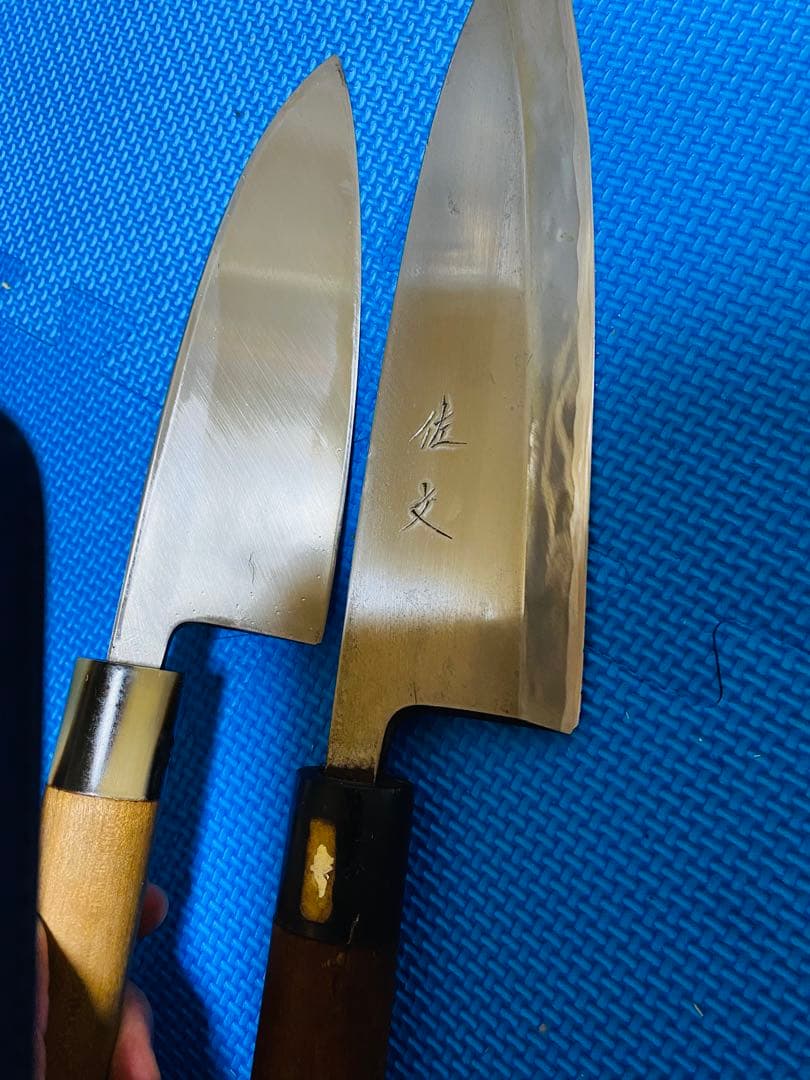 出刃包丁 2種類。佐文作　水牛角柄　出刃包丁 刃度　21cmと　16.5cm