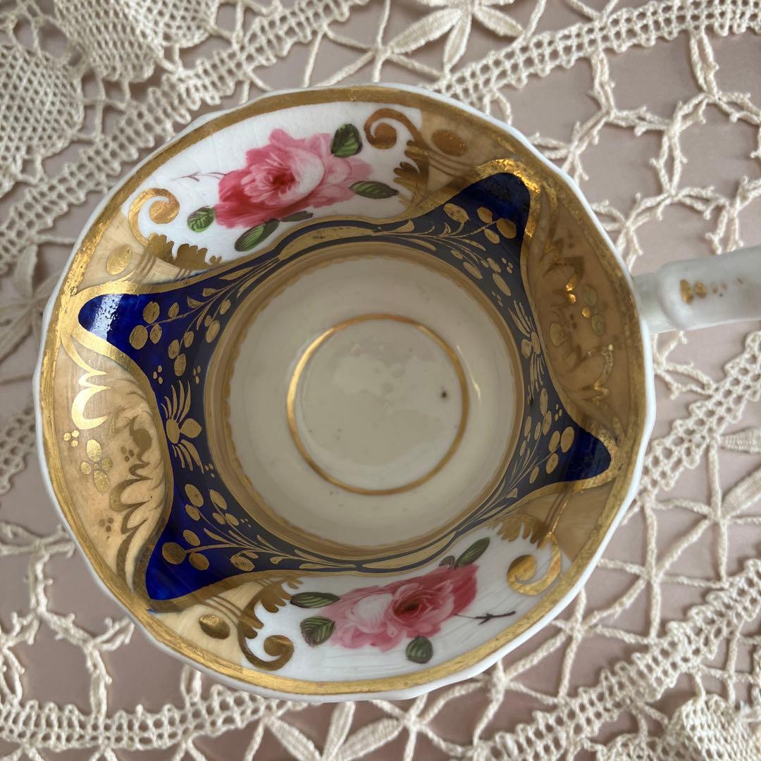 英国アンティーク　稀少イェーツ　薔薇のトゥルートリオ