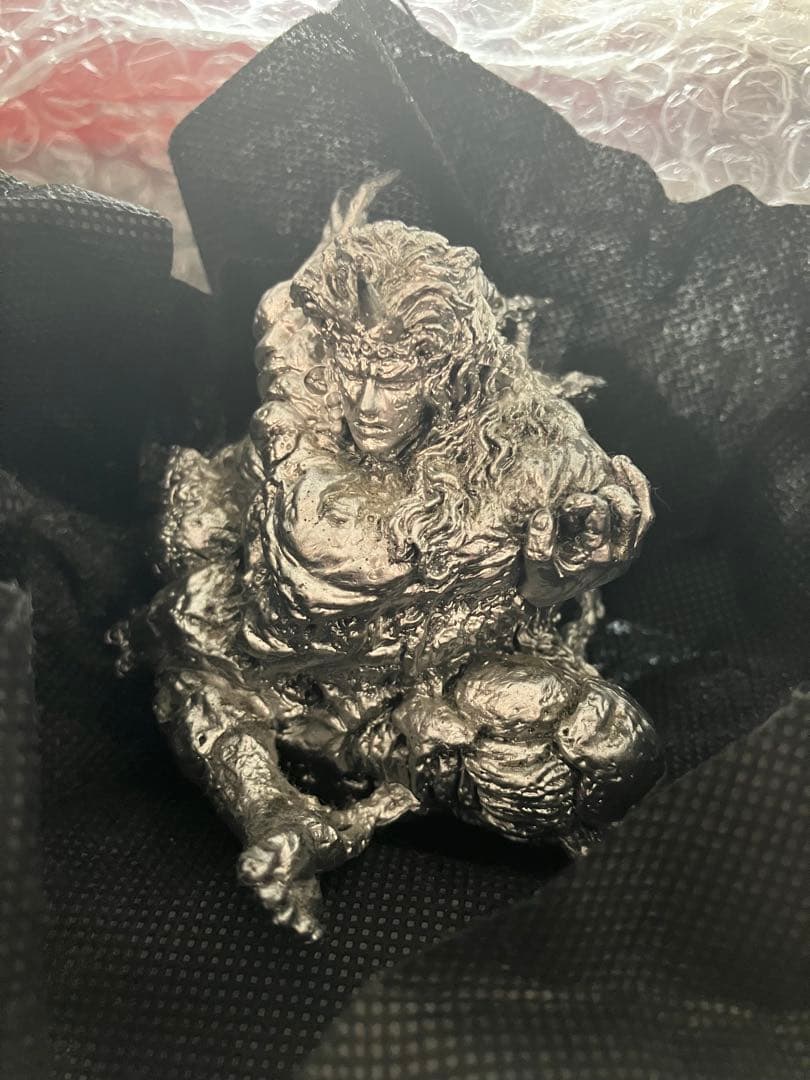 ジョジョ　カーズ　文鎮　シルバーver　荒木飛呂彦