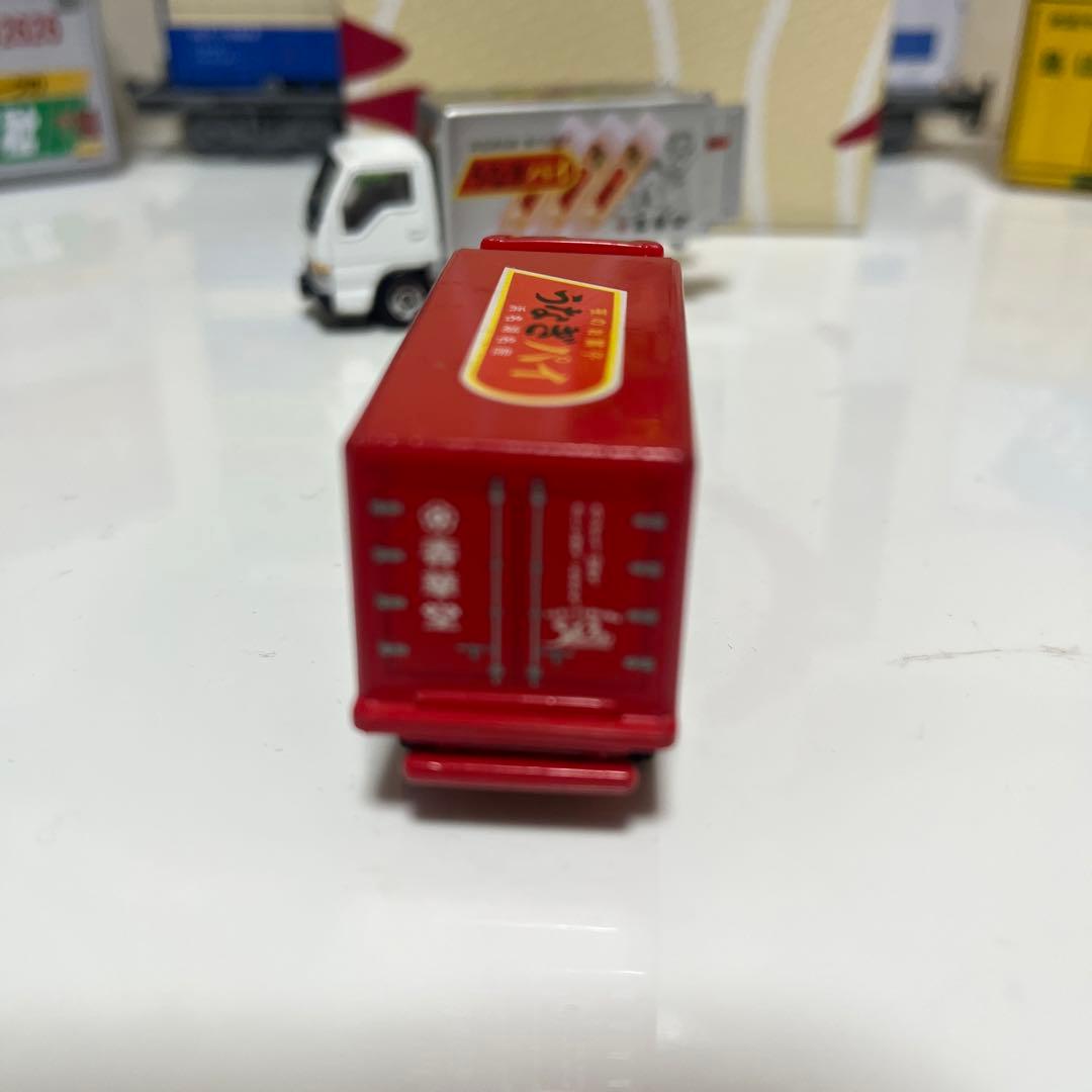 トミカ 春華堂配送車2台