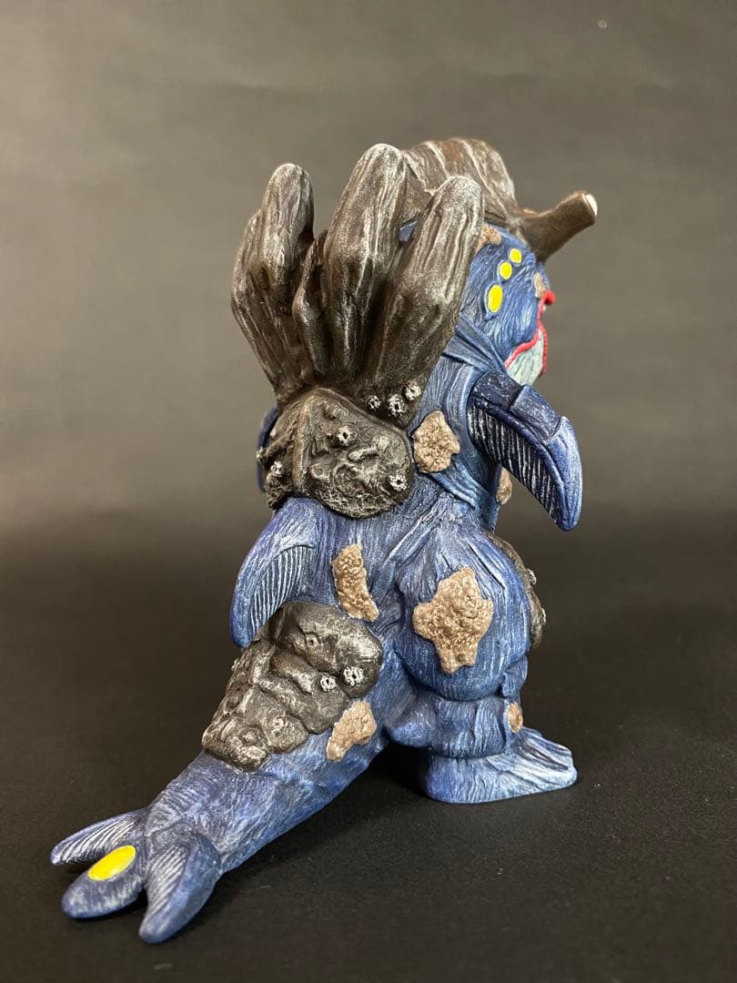 ウルトラ怪獣ソフビ リヴィジラ リペイント完成品 - メルカリ