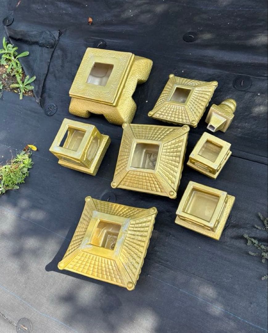 金色 三重塔風 置物 約９５cm