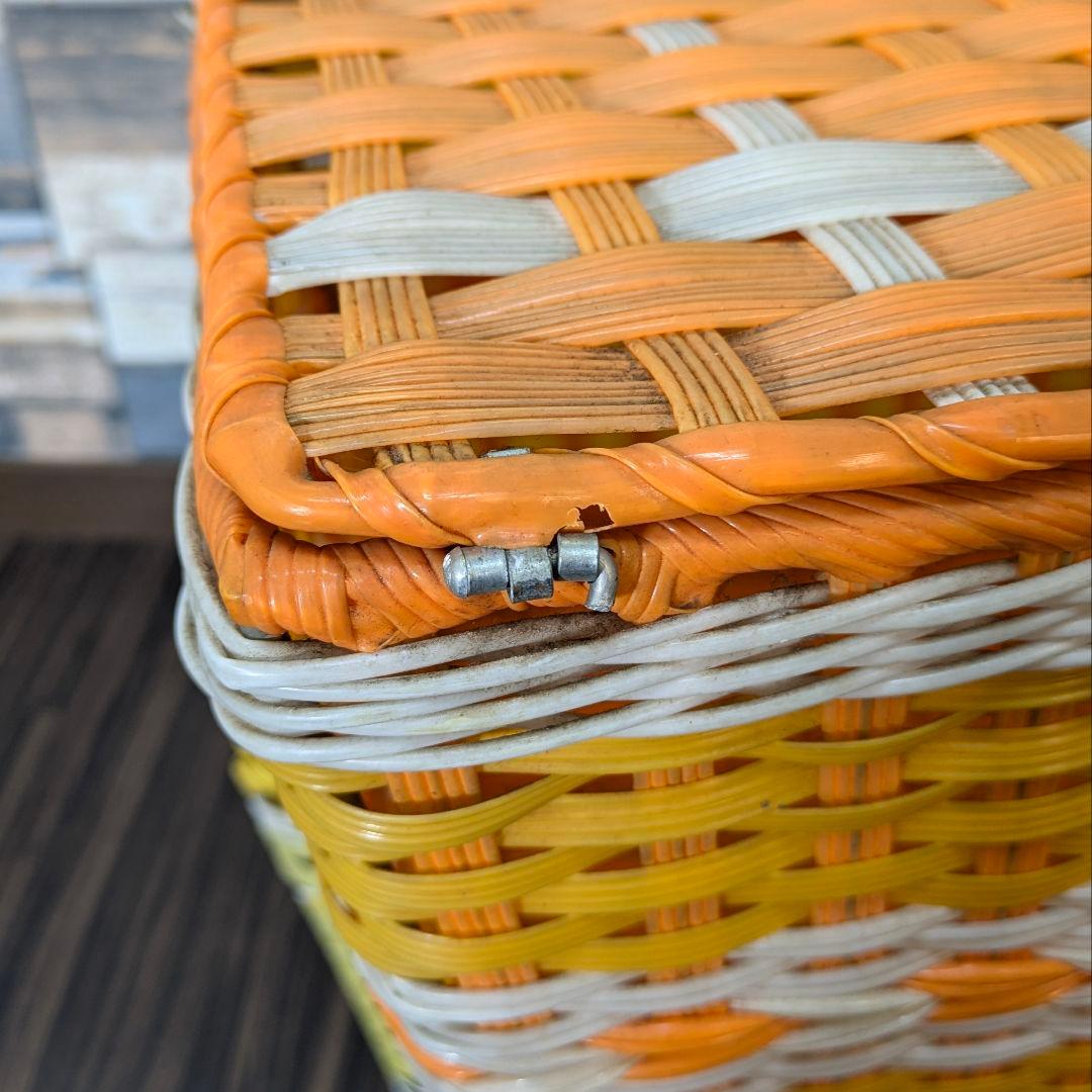 キャンペーン期間限定価格！】昭和レトロポップ蓋付きバスケット 大小