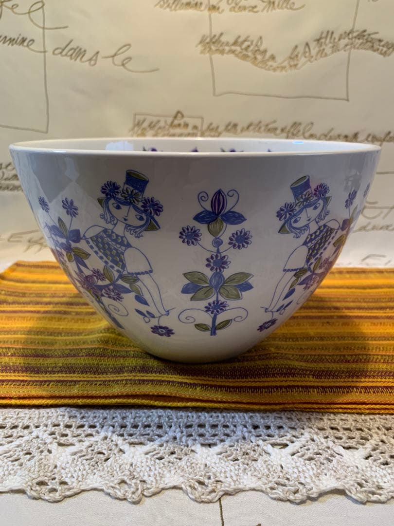 北欧ビンテージ　figgjo フィッギオ　Lotte柄の大きな可愛いボール美品！