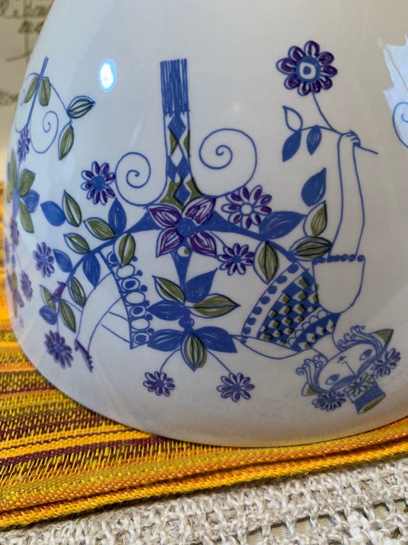 北欧ビンテージ　figgjo フィッギオ　Lotte柄の大きな可愛いボール美品！