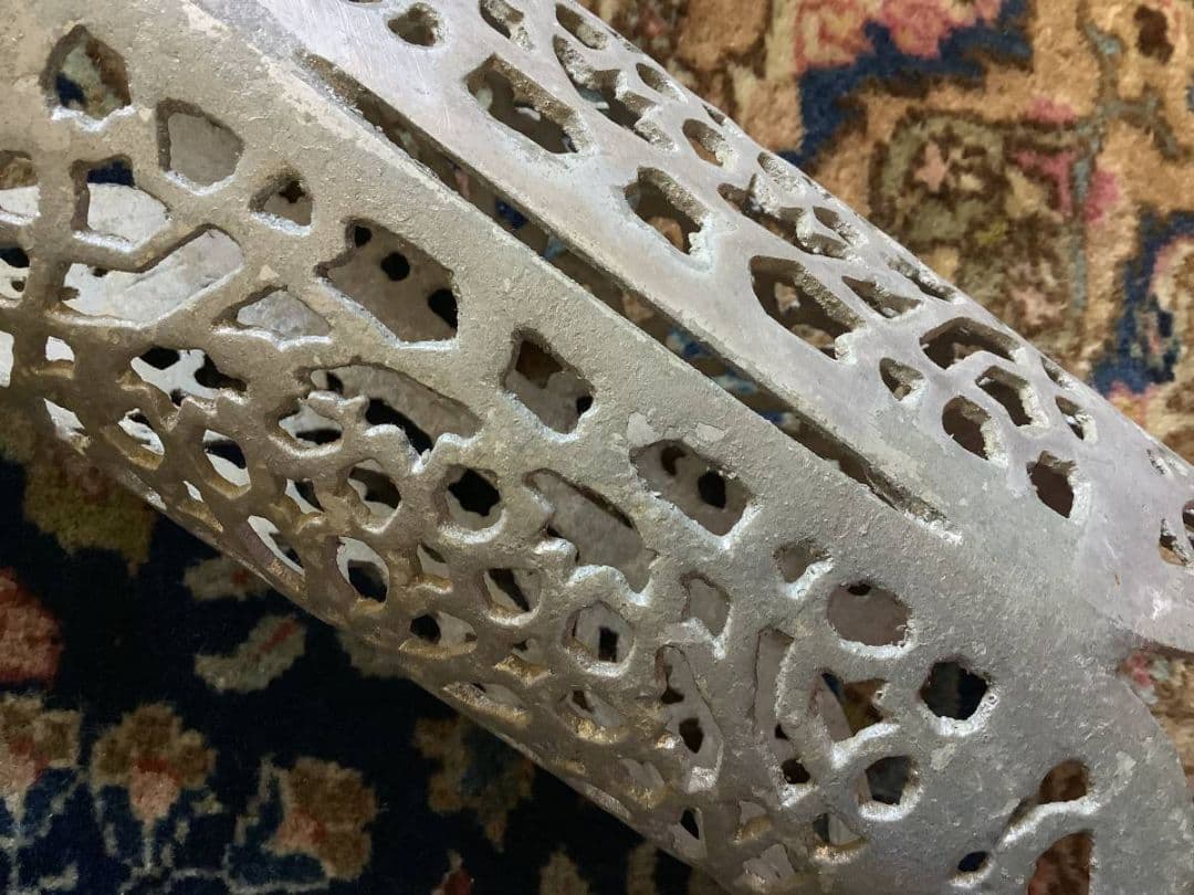 ☆SALE☆　透かし模様が素敵なオールドランプ　アラビアン　ビンテージ