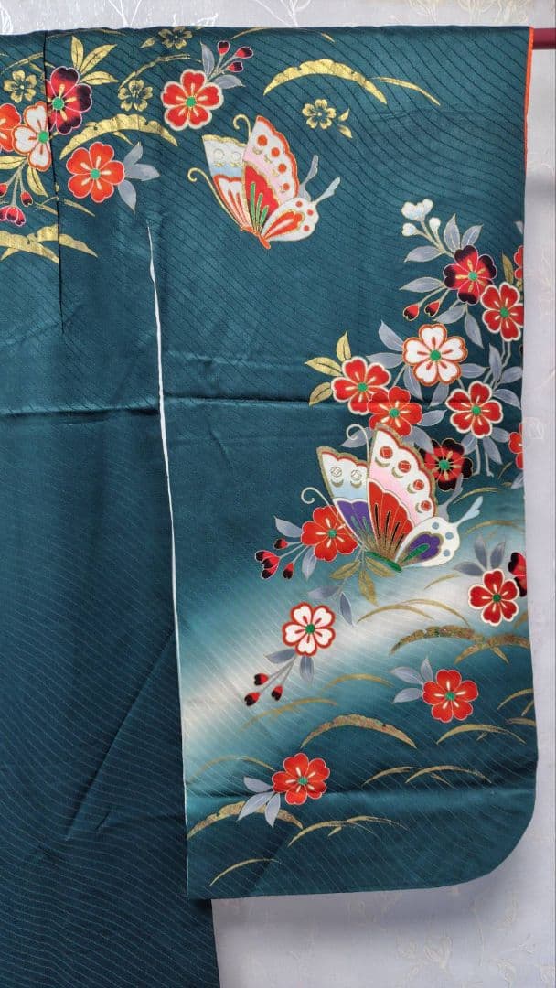 RK547子供着物重ね襟付き綺麗美品着丈131センチ裄丈54センチ7歳前後用正絹