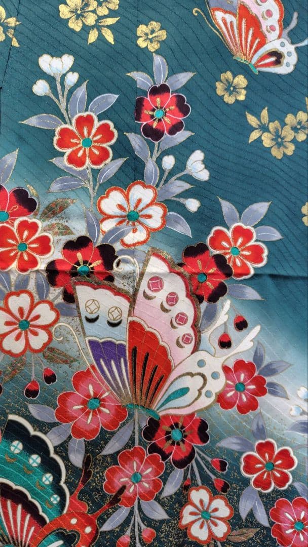 RK547子供着物重ね襟付き綺麗美品着丈131センチ裄丈54センチ7歳前後用正絹