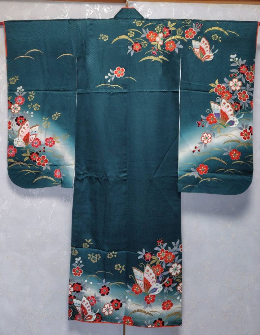 RK547子供着物重ね襟付き綺麗美品着丈131センチ裄丈54センチ7歳前後用正絹