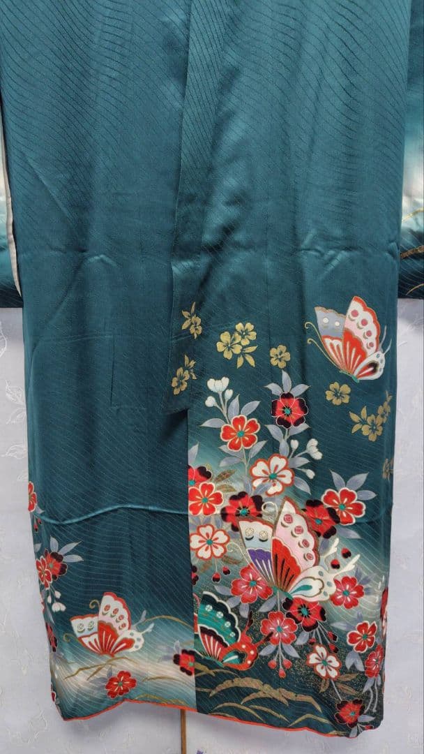 RK547子供着物重ね襟付き綺麗美品着丈131センチ裄丈54センチ7歳前後用正絹