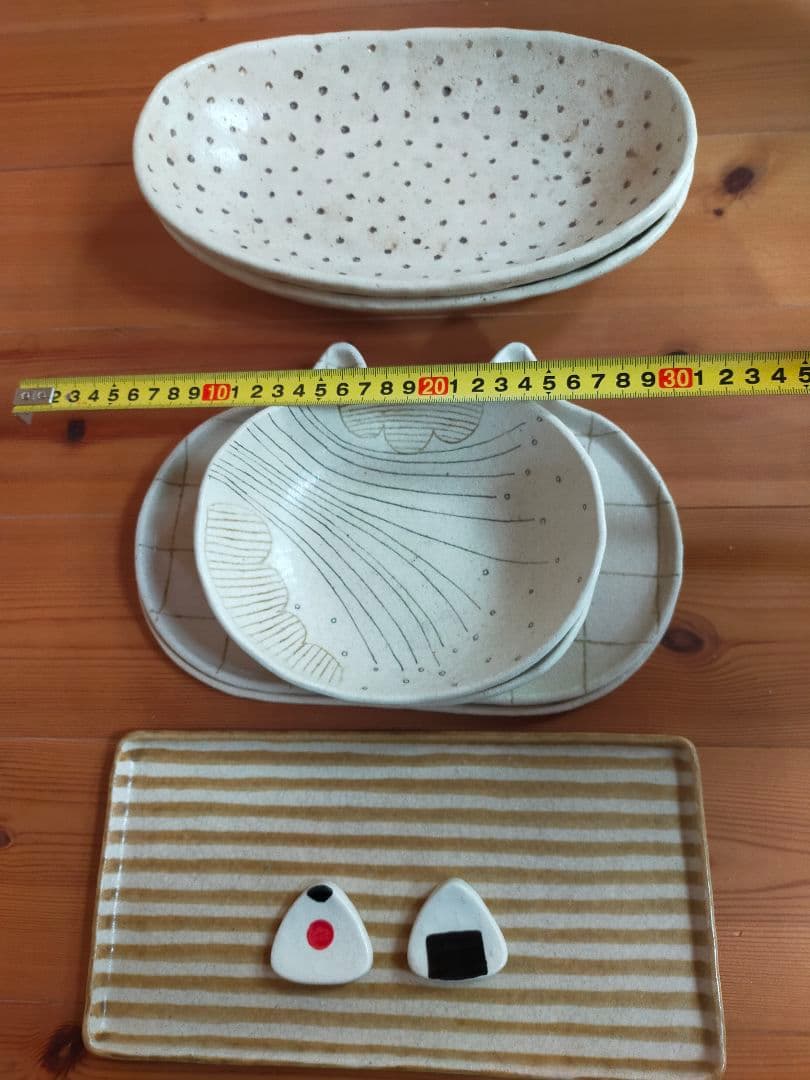 作家　金成潤子　吉田千穂　ドット皿　鉢　オーバルプレート　猫皿　プレート等