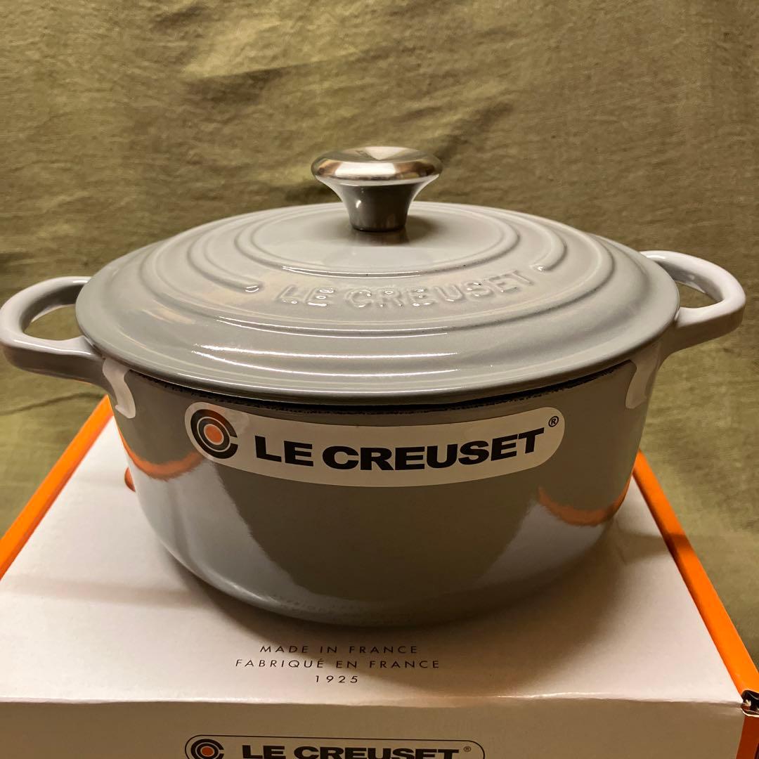 【新品未使用】20cm ル・クルーゼ ココット ロンド シグニチャー