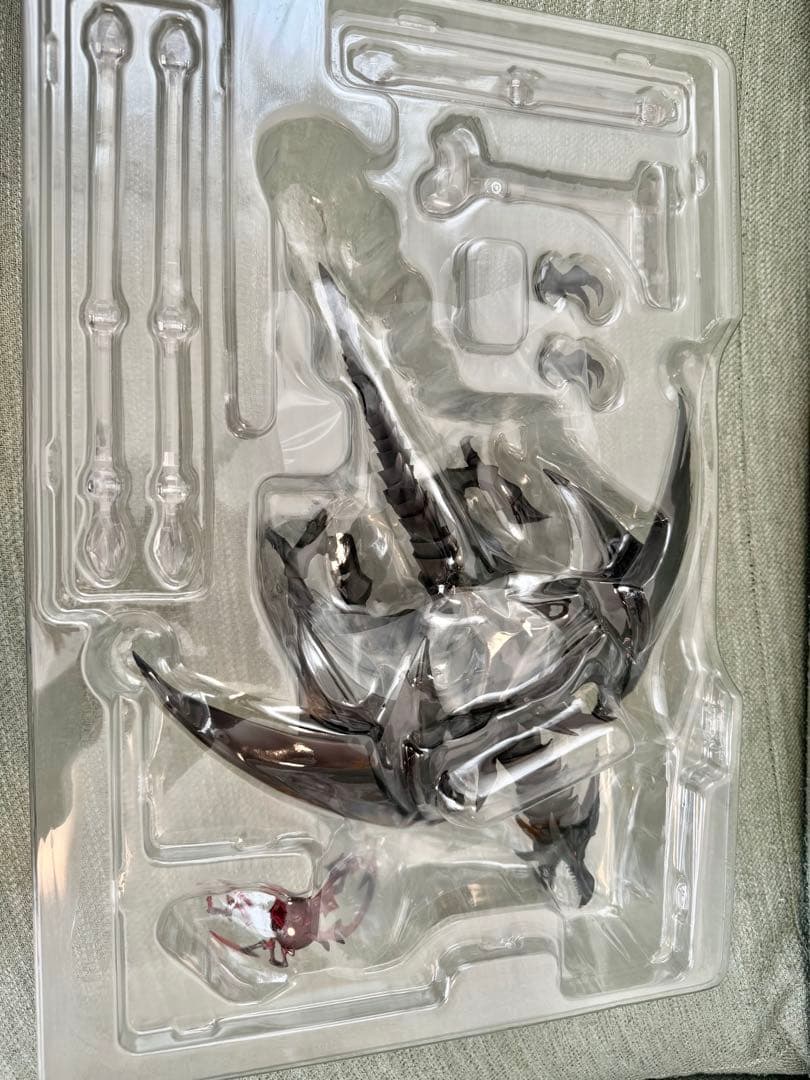 【開封品】　S.H.MonsterArts 　真紅眼の黒竜 レッドアイズ