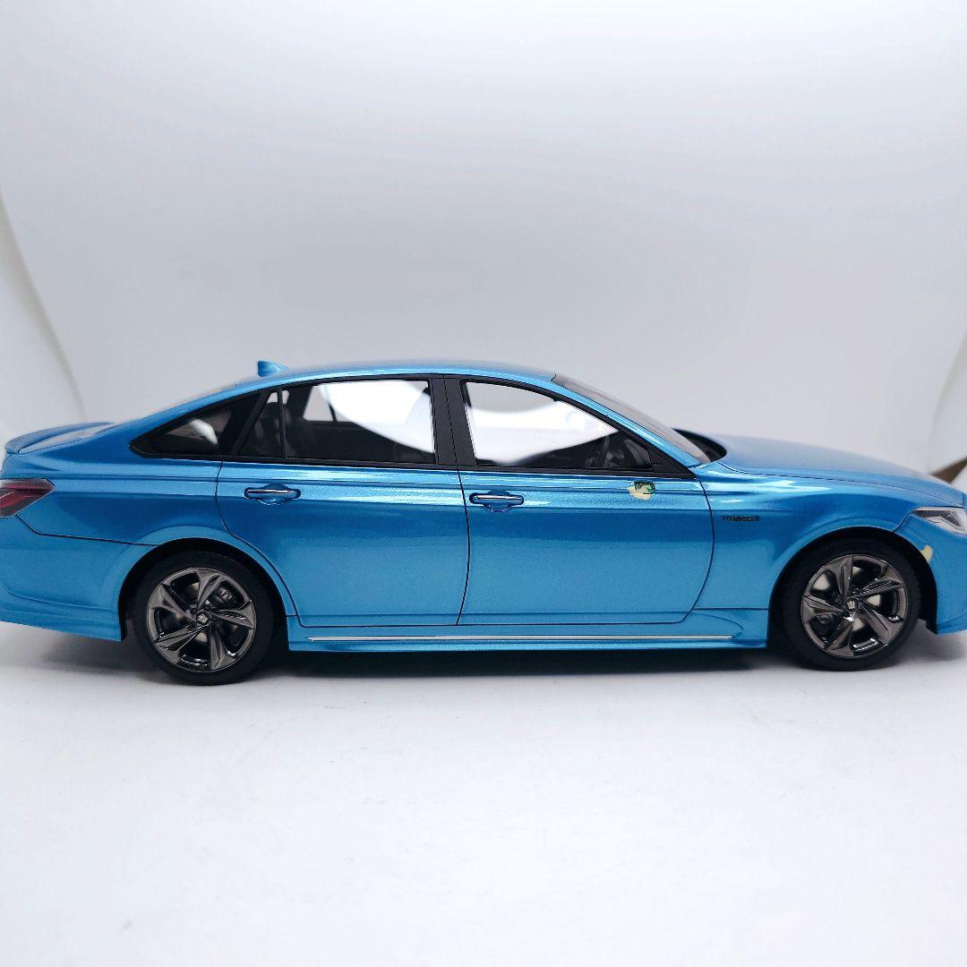 イグニッションモデル 1/18 トヨタ クラウン 3.5L RSアドバンス 天空