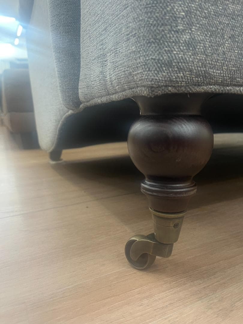 2.5人掛けソファ STANLEY SOFA RESORTIR 参考価格36万円