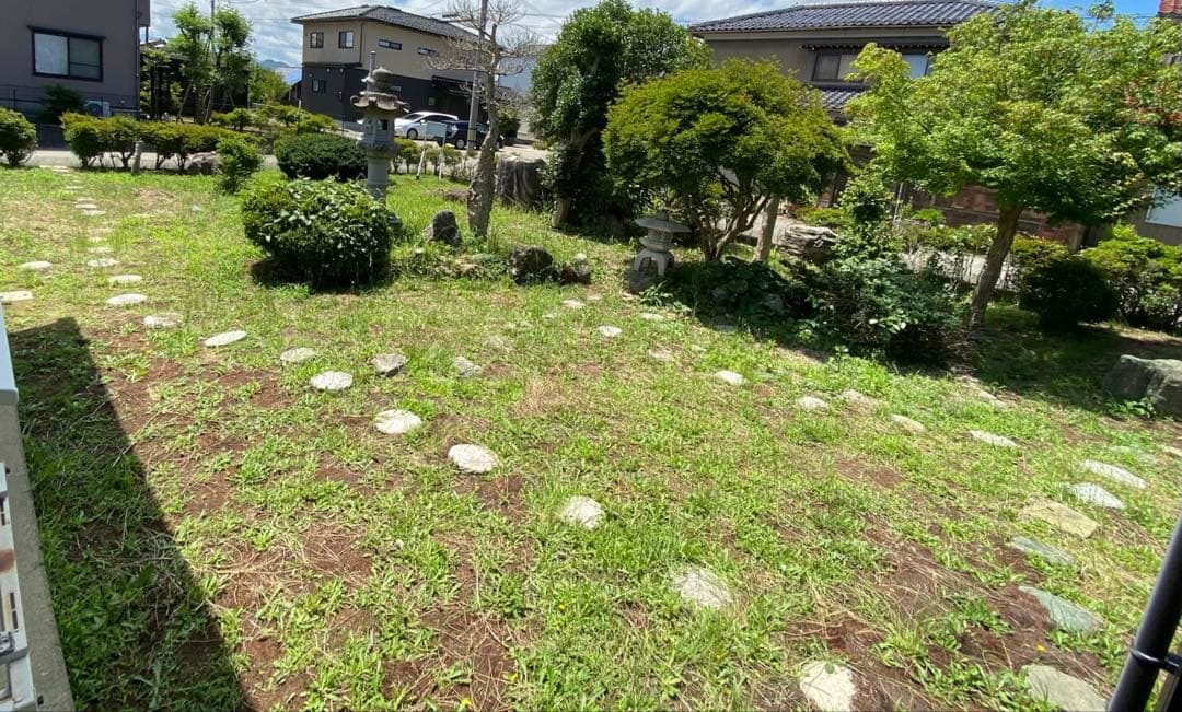 日本庭園用 天然石 飛び石・踏み石 約105枚 円形・乱形【石川県引き取り限定】