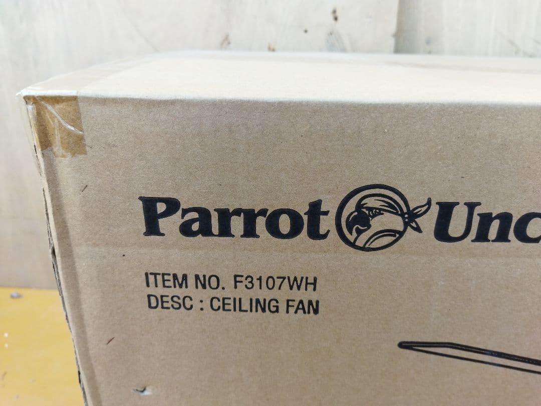 Parrot Uncle シーリングファン F3107WH 照明　ライト未開封品