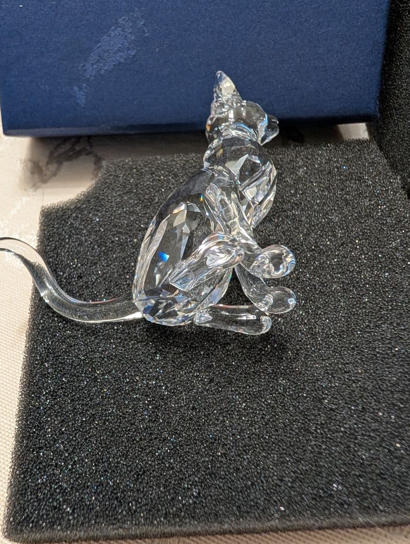 Swarovski クリスタル 猫の置物