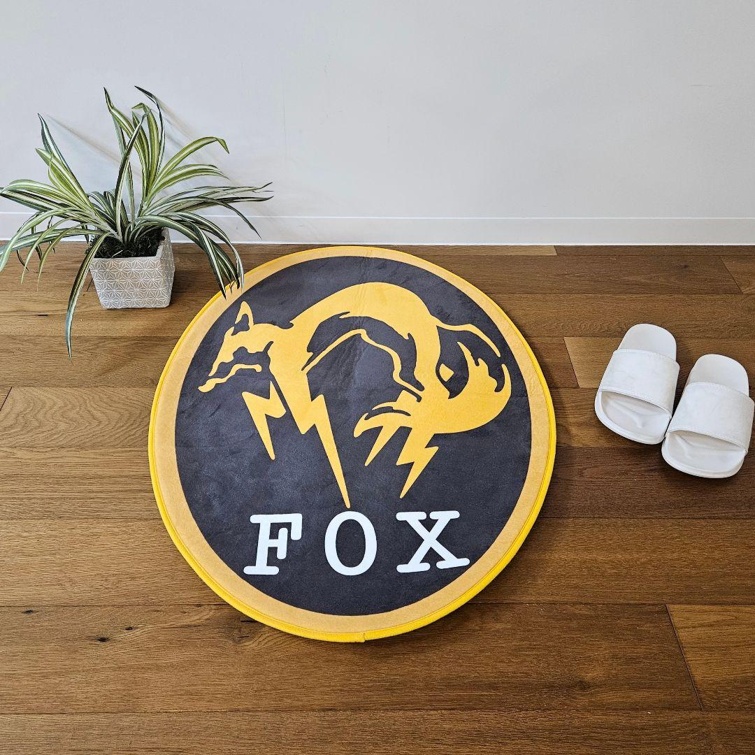 新品 METAL GEAR SOLID メタルギアソリッド FOX フロアマット - メルカリ