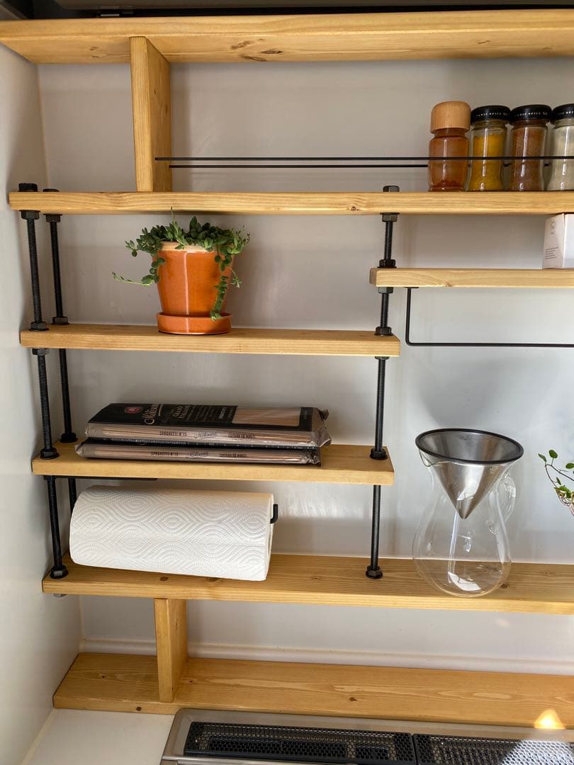 地震でもない突っ張れるキッチンラックCentral☆☆窓枠インテリア☆