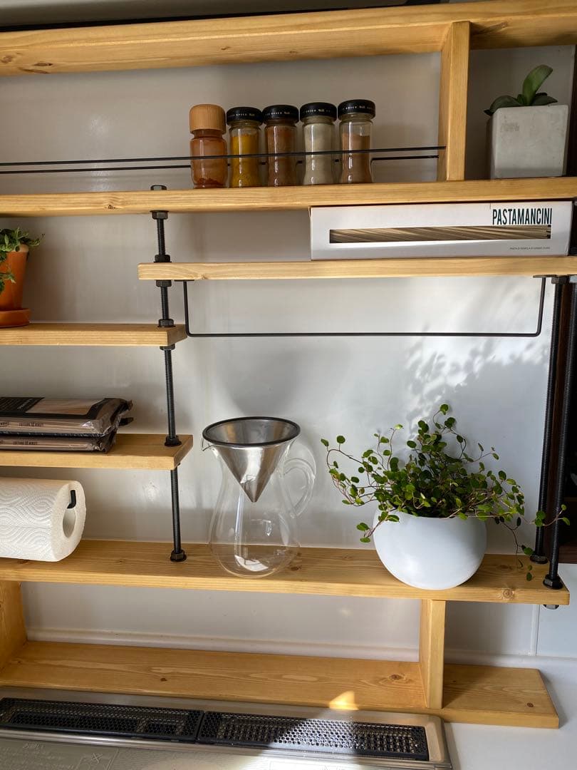 地震でもない突っ張れるキッチンラックCentral☆☆窓枠インテリア☆